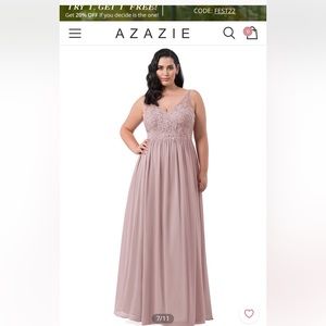 NWT🆕 Bridesmaids Dress in MAUVE